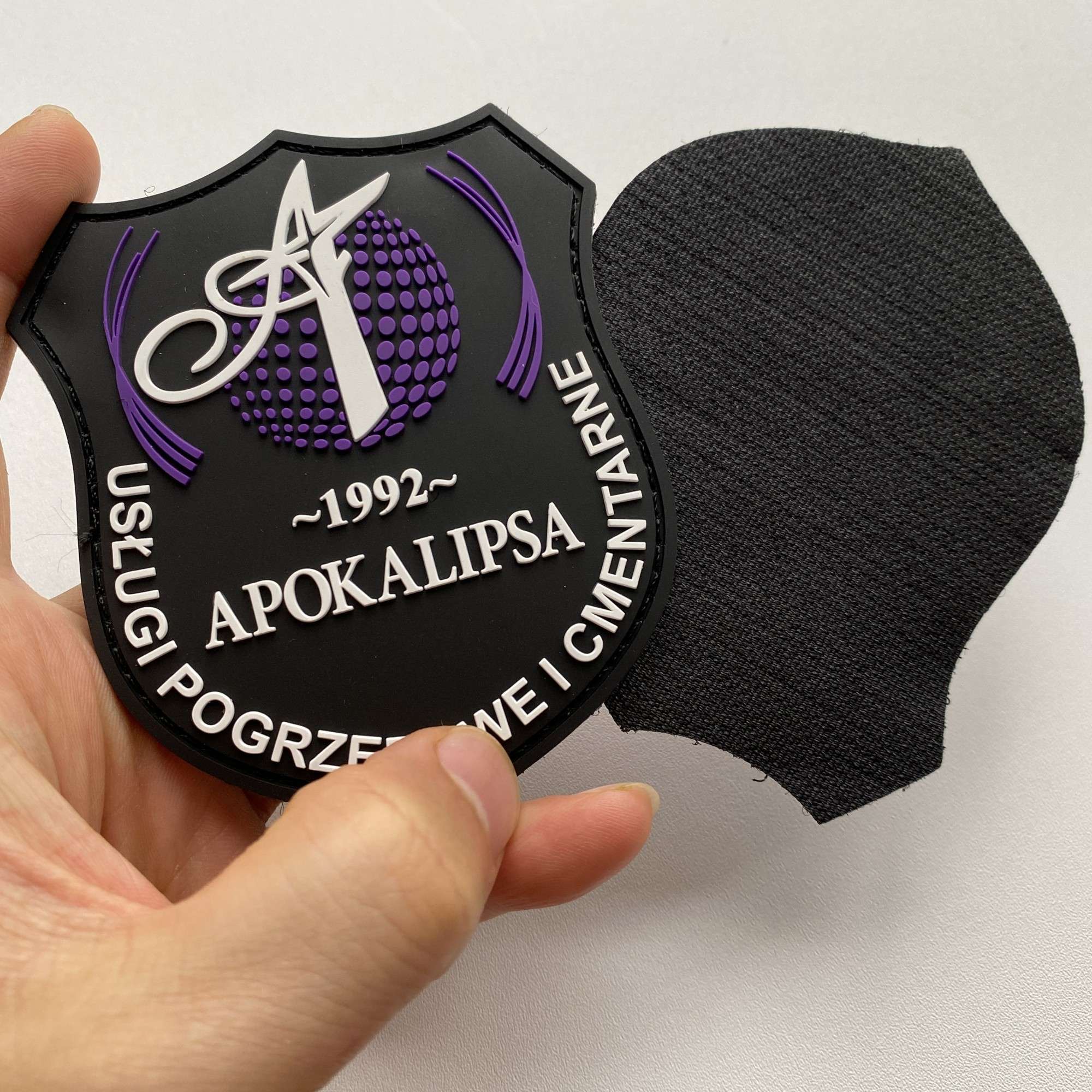 Personalizowana, tłoczona gumo – Outdoor Adventure Logo recenzja i cena